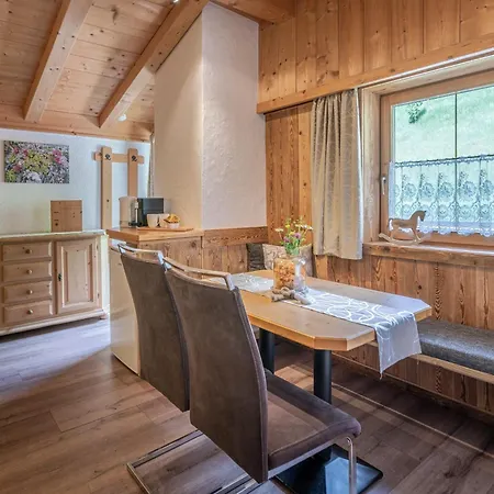 Der Ortnerhof - Hotel & Reiterhof Hotel 3*