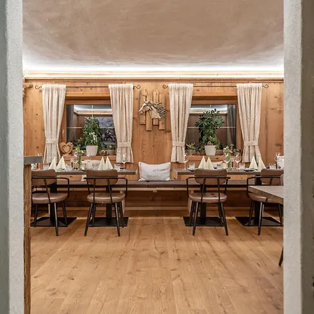 Der Ortnerhof - & Reiterhof Hotel