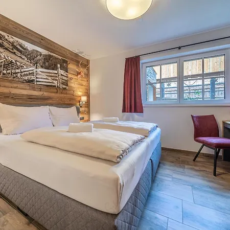 Der Ortnerhof - Hotel & Reiterhof 3* Pragraten
