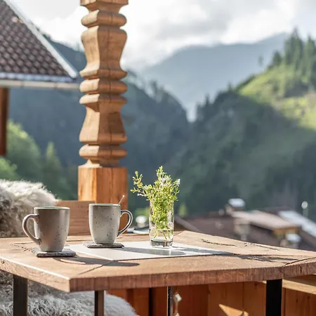 Der Ortnerhof - Hotel & Reiterhof Hotel Pragraten