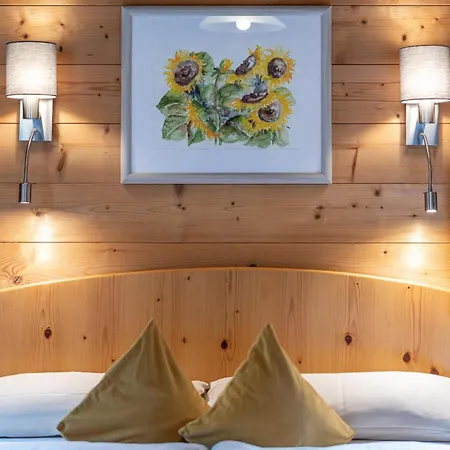 Der Ortnerhof - Hotel & Reiterhof Hotel 3*