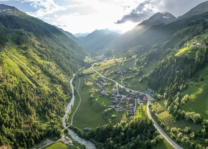 Der Ortnerhof - & Reiterhof 3*