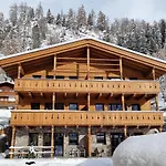 Der Ortnerhof - & Reiterhof 3*