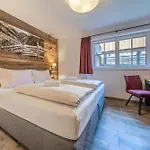 Der Ortnerhof - & Reiterhof 3* Prägraten